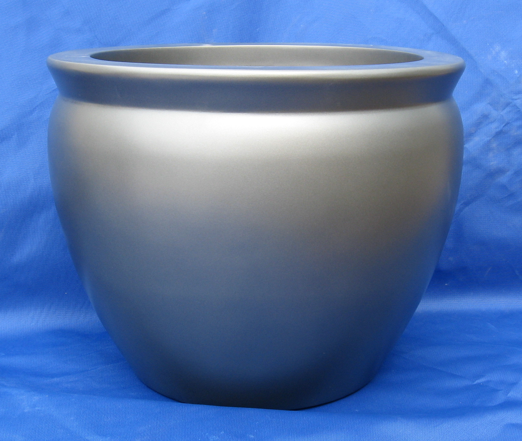Fiberglass Plant Pot With Variety Of Sizes Fiberglass Flower Planters Matte Finished Customized