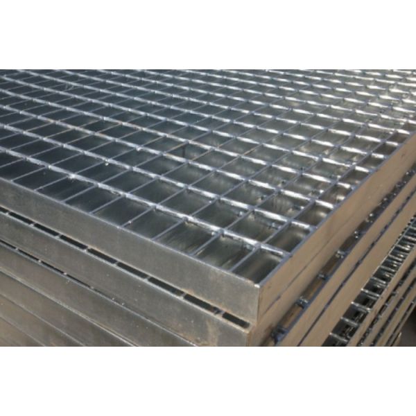 Buy Construction Galvanized Metal Grating Q345 Steel Walkway Mesh at wholesale prices