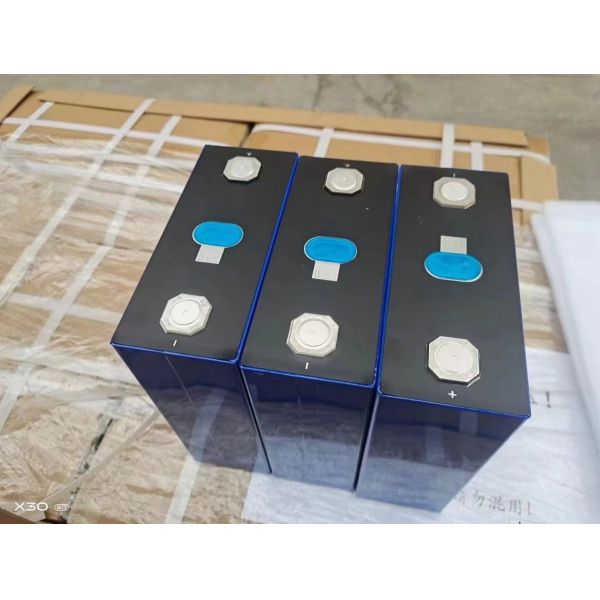 8000 Times Cycle Life EVE Original Grade A 3.2V 280ah Lithium Ion battery 280ah