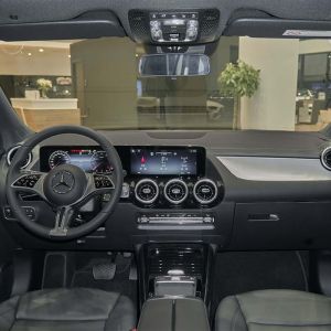 2025 Mercedes Benz GLA 200 New Car SUV 5 Seats Gasoline Automatic Vehicle