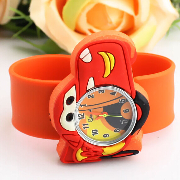 Lovely Cute Silicone Quartz Kids Watch With Car Shaped Dial Customized Logo