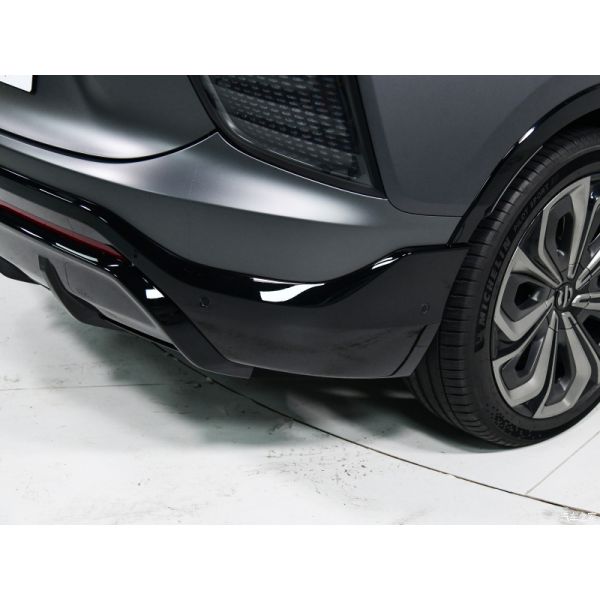 2023 HiPhi X Electric Vehicle 550km Pure Electric Range 6 Seater Single-speed Gearbox with Air Conditioning