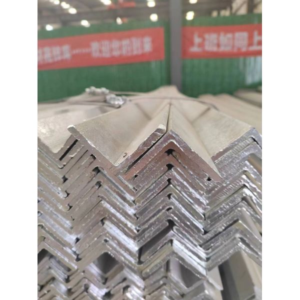 40 mm Low Carbon Steel Angle Steel for Building Structures Invoicing by Actual Weight