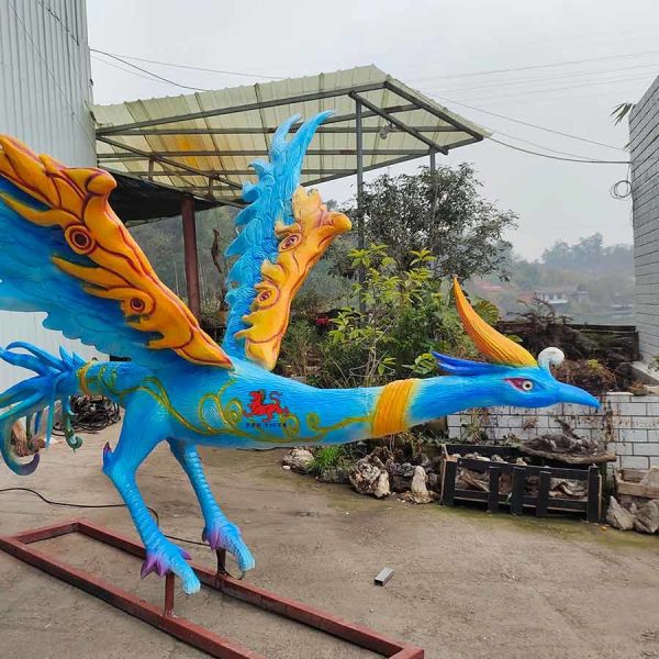 Life Size Animatronics Electronic Handcrafted Chinese Mythical Creatures Luan Niao