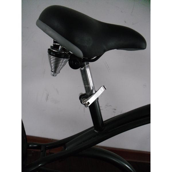 26inch Chopper Style Beach Cruiser Bicycle with Steel Fork and 150KG Load Capacity