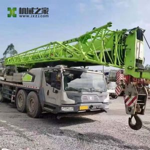 China Used Truck Crane with 6 Section Jib Boom 80.5m Longest Main Arm and 11m Basic Arm for Heavy Lifting on sale