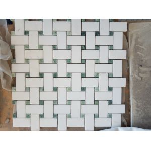 China Carrara White Bathroom Marble Mosaic Tile Chevron Pattern SGS Standard on sale
