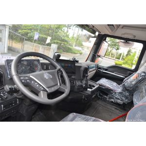 10 Tires ABS SinoTRUK SITRAK G7S Heavy Truck Luxury Version 540HP 6x4 CNG