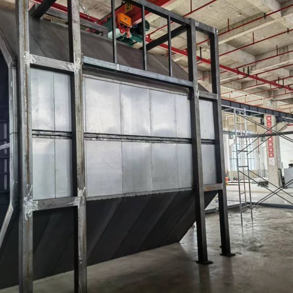 Custom PE Plastic Rotary Molding Machine Accumulator Die Polished Aluminum / Stainless Steel Mold