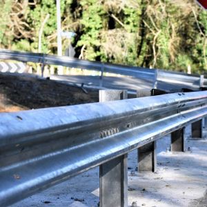 Road Traffic Safety Steel Guardrail Flange Metal Fence Post for Straight Barrier