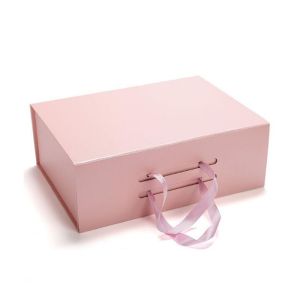 CMYK Printing Collapsible Paperboard Magnetic Gift Box With Silk Ribbon