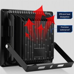 Yard 100W Solar Flood Light Dusk To Dawn Outdoor Lights With Remote Control