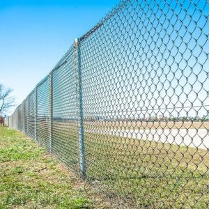 1.8m High And 20m Per Roll Galvanized Chain Link Fence With Gate Panel