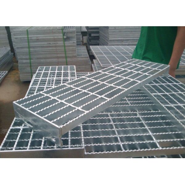 Buy Industrial Steel Stair Treads Grating / Stainless Steel Step Treads at wholesale prices
