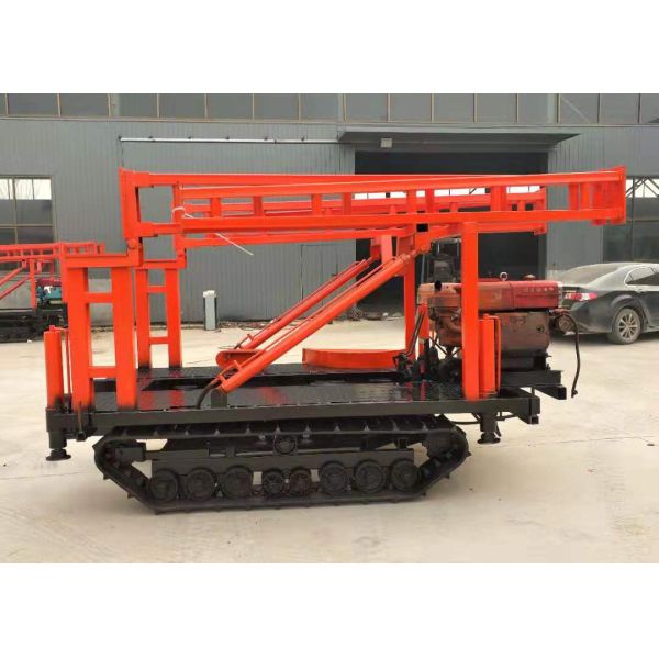 GK 200 Portable Hydraulic Crawler Mounted Drilling Rig With 8 Wheels Folding
