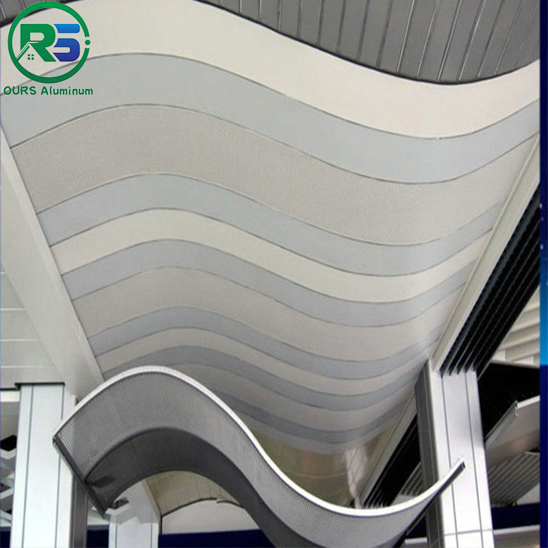 Environmental Friendly Linear Suspended Metal Ceiling 0.9mm White Aluminum Ceiling