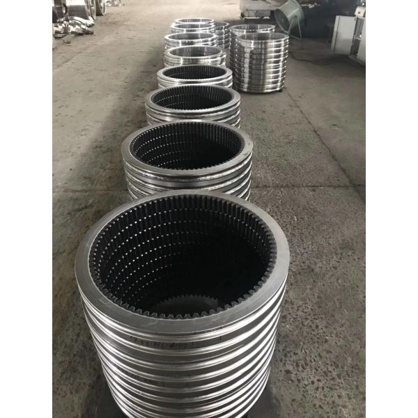 Buy 616411  Slewing Bearing Slewing Ring  Excavator E312B CAT312B at wholesale prices