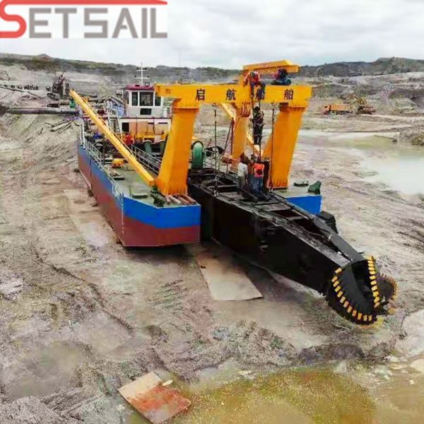 18 Inch Capacity 1000m3/H China Hydraulic Sand Dredger