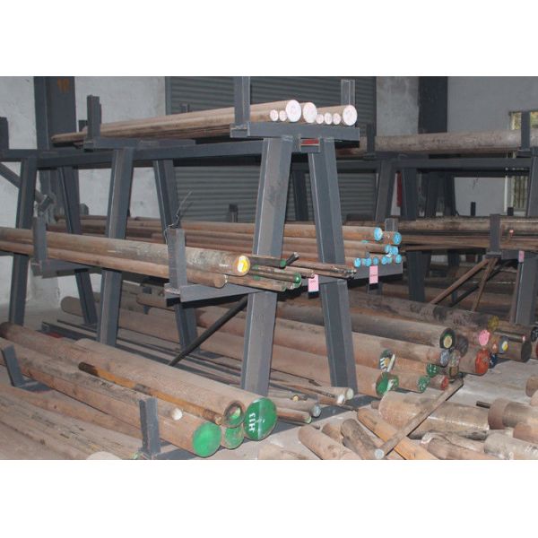 Forged SAE 52100 Tool Steel , Engineering Special Steels Black Surface