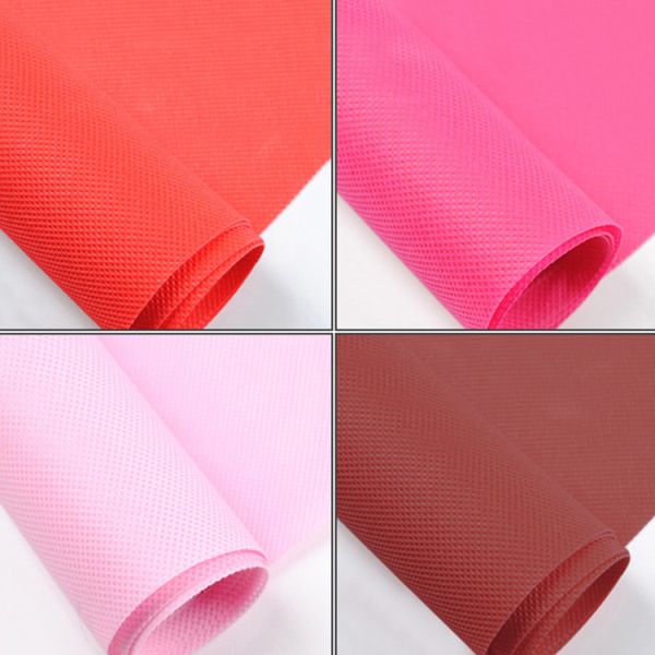 White Red Blue PP Spunbond Nonwoven Fabric Roll Colorful Water Repellent