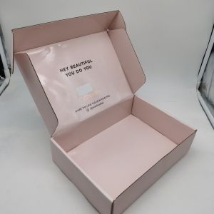 China SGS Certificated Corrugated Paper Garment Packaging Boxes on sale