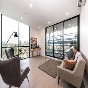 Commercial Aluminium Sliding Balcony Doors Heat Insulation