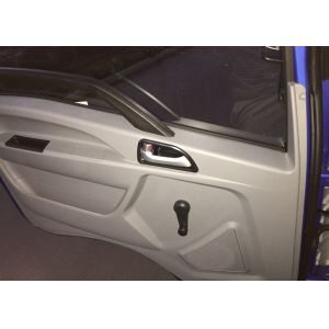 4 Tons HOWO SINOTRUK Light Duty Box Trucks ZZ1047C3414C1R45