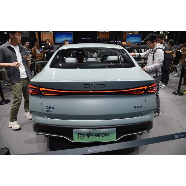 2024 Energy Vehicles 4 Door 5 Seater Sedan BYD Seal 06 DMI Hybrid Car Designed by BYD
