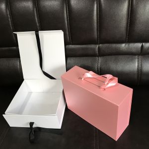 Birthday Magnetic Folding CMYK PMS Collapsible Gift Box With Ribbon