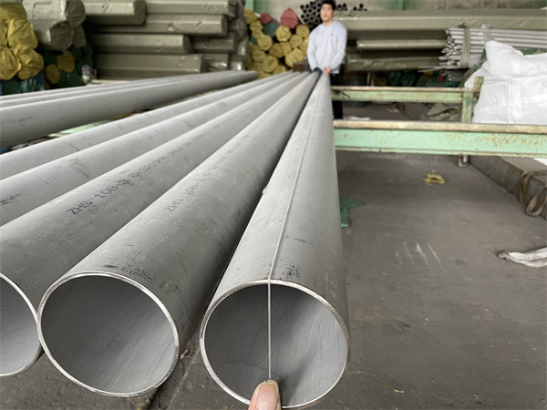 JIS SUS304L Polished Seamless Welded Stainless Steel Pipe Corrosion Resistant Round Tube