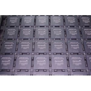 Al-tera Ep3c120f484i7n Electronic Components De Circuitos 8 Bit Microcontroller