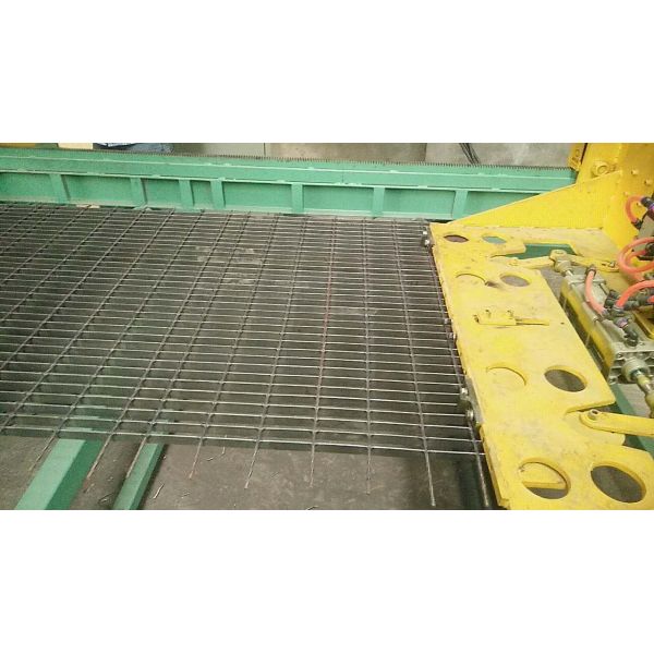 PLC Mitsubishi 1200mm Steel Grating Welding Machine