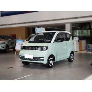 Wuling Airbag Mini Electric Car Hatchback 100km/H 4 Seats Lithium Battery