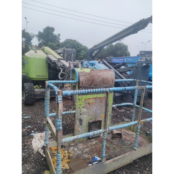 Zoomlion Electric Articulating Boom Lift - Model ZA14JE 14-Meter Electric