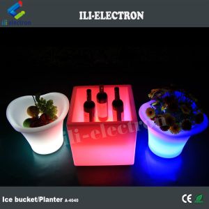 Rechargeable Waterproof Plastic LED Square Ice Bucket for Pub