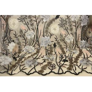 Scalloped Embroidered Mesh Lace Fabric , Wedding Lace Material With Paillettes