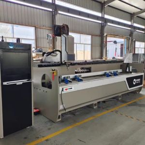 China Aluminium Window Door Machine For CNC Drilling Milling Holes With ATC Function on sale