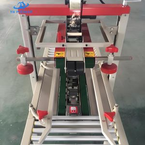 18m/min Automatic Carton Box Sealing Machine With 30mm 45mm Adhesive Tape Width