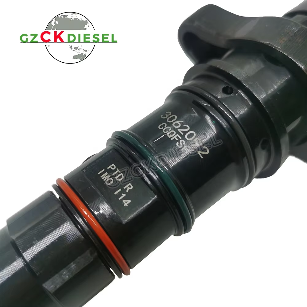 Fuel Injector 3062092 3076130 4307428 for Cummins KTA19 QSK19 Diesel Engine