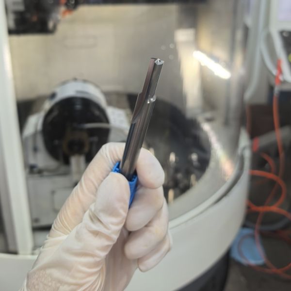 High Accurate Solid Carbide Coolant Deep Hole Drill Bit 90-93Hrc For Steel Drilling