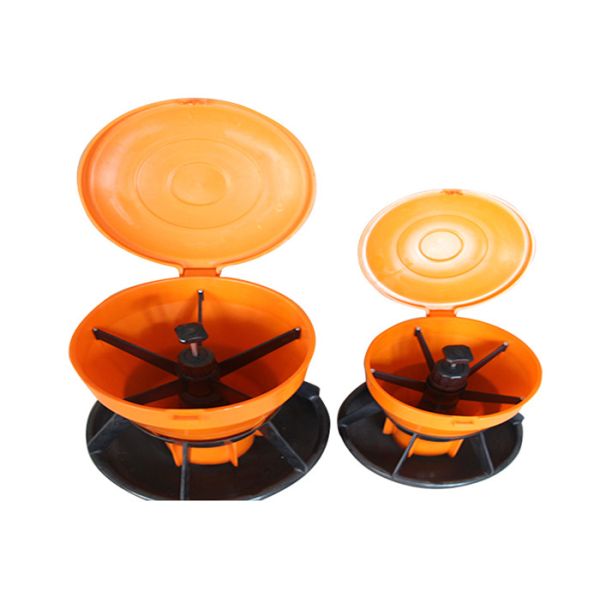 Buy Automatic Pig Drinking Trough High Strength Plastic Smooth Surface Easy Clean at wholesale prices