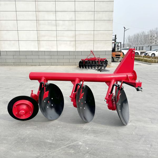 Iron Small Tractor Disc Plough / Plow Three Point Mounted For Farms