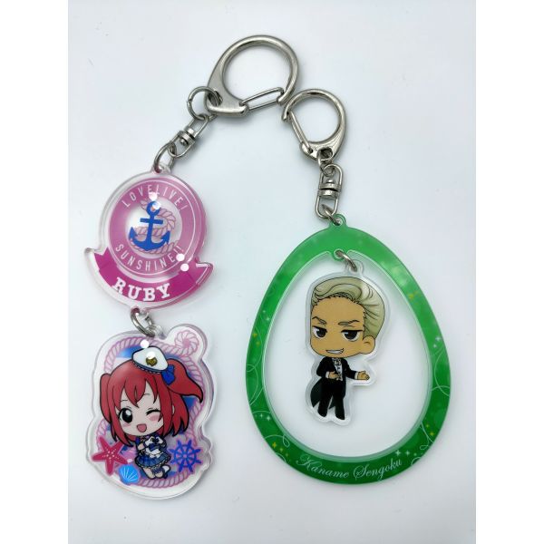 Buy Fashion Design Vinyl On Acrylic Keychains , Custom Cut Acrylic Keychains at wholesale prices