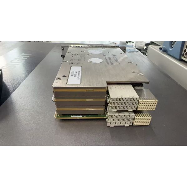 Agilent Keysight M9804A PXI Vector Network Analyzer 9 kHz to 20 GHz