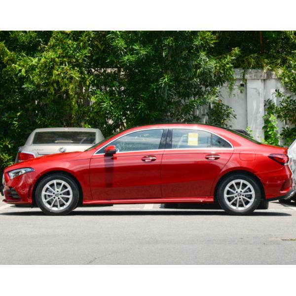 Mercedes-Benz A 200 L sedan donggan version Red 4 Door 5 seats 1.3T Used Car