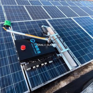 Good Operation Solar Panel Cleaning Crawler Machine Robot with Cold Water
