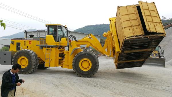 Buy full load 40t Container Rotating Unloader using for Loose material quick loading and unloading cabinet handling at wholesale prices