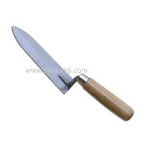 Bricklaying trowel with wooden handle