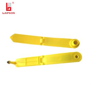 China 890-960Mhz UHF Rfid Ear Tags For Livestock ID Tracking on sale