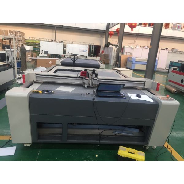 9KW Cardboard Box Manufacturing Equipment 200-1000mm/S With Multiple Cutting Knives